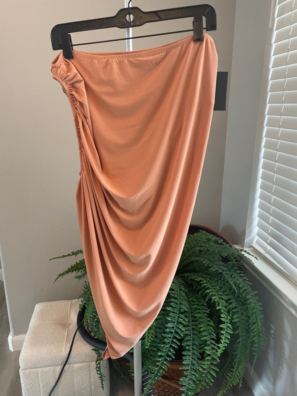Norma Kamali Diana Bra Top with Gathered Side in Salmon - Picture 8 of 12